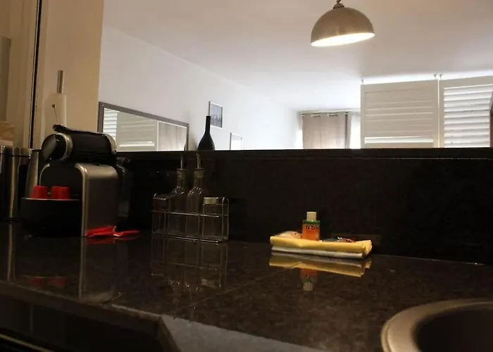 C056-cannes Rue Antibes - * カンヌ