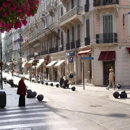 C056-cannes Rue Antibes - * Cannes